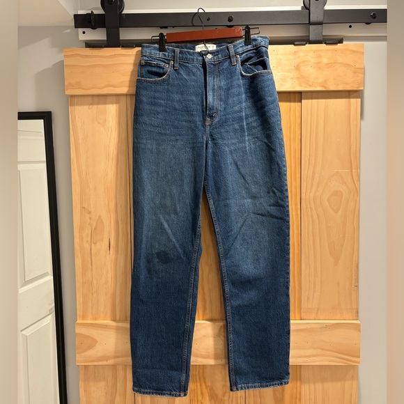 Abercrombie and Fitch ultra high rise 90s straight jean - Picture 2 of 8